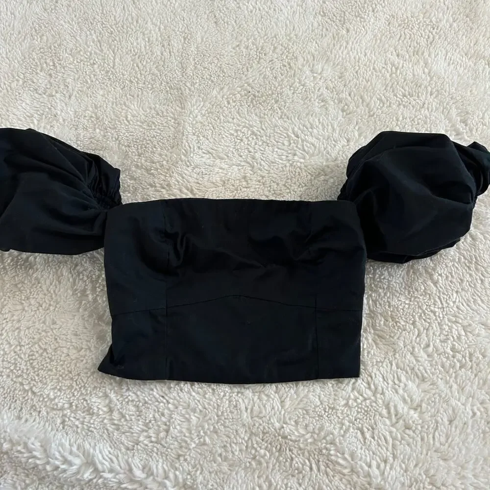 Abercrombie & Fitch Top Womens Black Puff Sleeve Smocked Crop Size XS